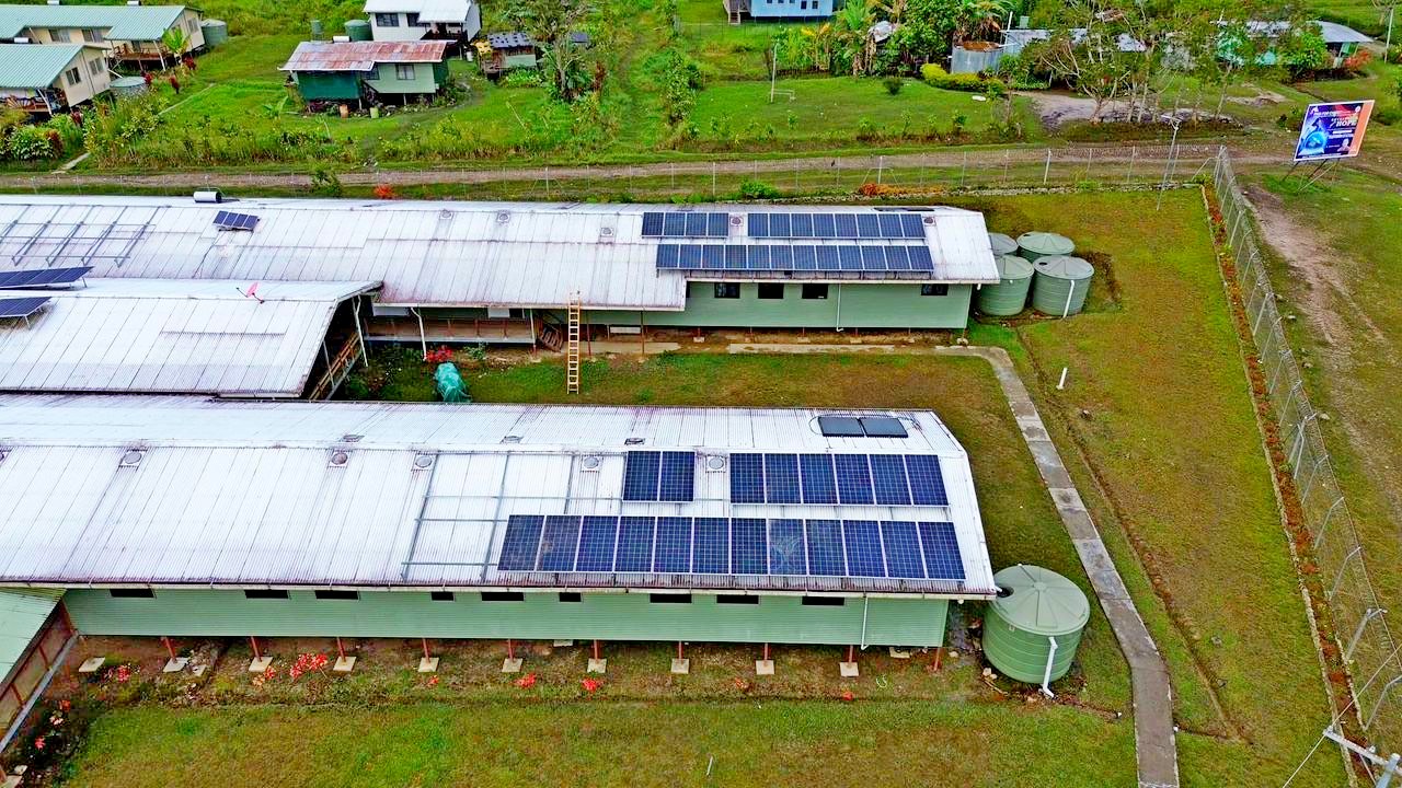 Telefomin hospital solarisation project 3